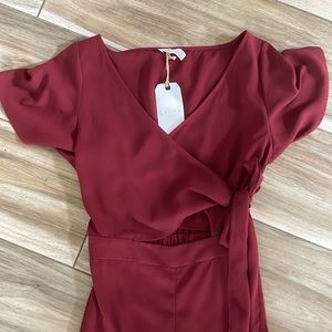 Burgundy dressy Leith jumpsuit! XXS NWT